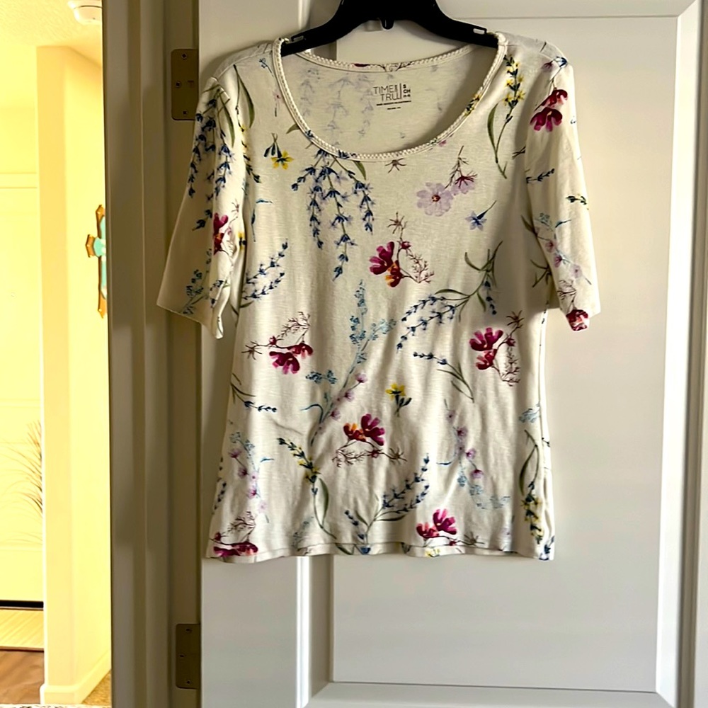 Brand new floral painted top